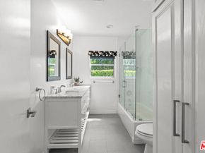 5051 Noble Avenue, Sherman Oaks CA 91403