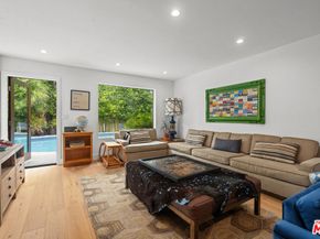 5051 Noble Avenue, Sherman Oaks CA 91403