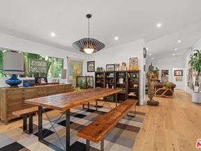5051 Noble Avenue, Sherman Oaks CA 91403