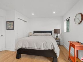 5051 Noble Avenue, Sherman Oaks CA 91403