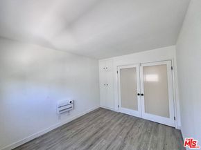 5346 Fairview Boulevard, Los Angeles CA 90056