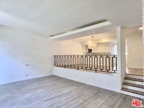 5346 Fairview Boulevard, Los Angeles CA 90056