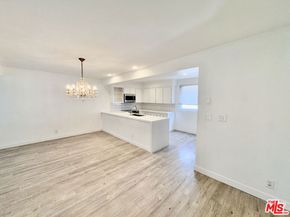 5346 Fairview Boulevard, Los Angeles CA 90056