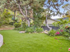 15440 Hamner Drive, Los Angeles CA 90077