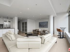 1155 S Grand Avenue 2109, Los Angeles CA 90015