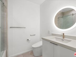 1155 S Grand Avenue 2109, Los Angeles CA 90015