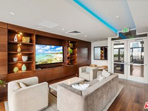 1155 S Grand Avenue 2109, Los Angeles CA 90015