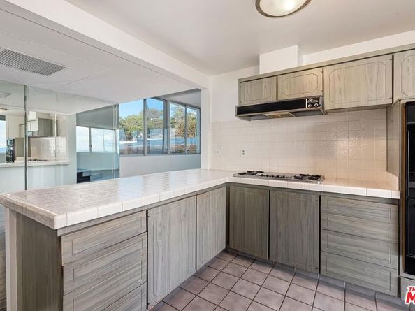 17366 W Sunset Boulevard 206, Pacific Palisades CA 90272