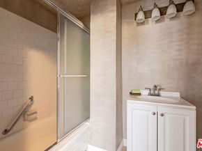 17366 W Sunset Boulevard 206, Pacific Palisades CA 90272