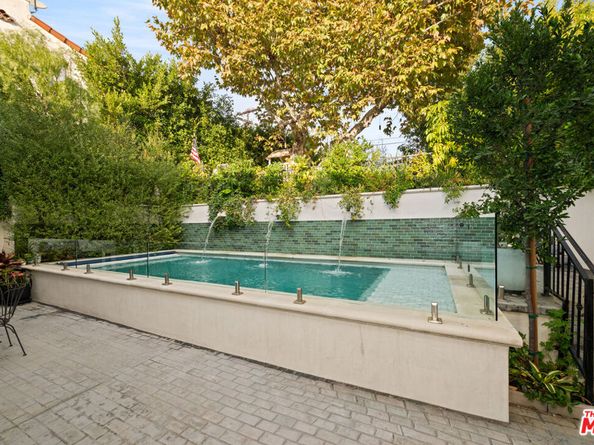 1338 Comstock Avenue, Los Angeles CA 90024