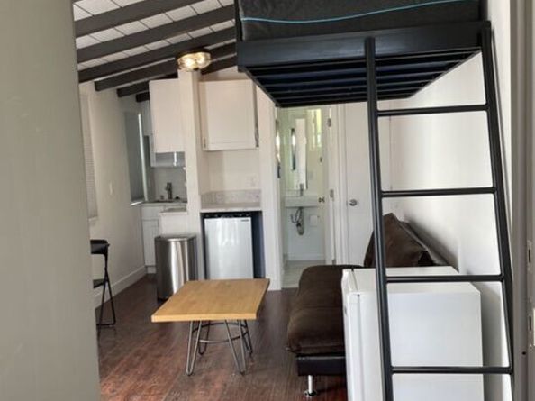 15328 S San Pedro Street, Gardena CA 90248