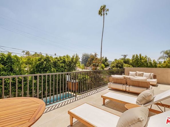 636 N Laurel Avenue, Los Angeles CA 90048