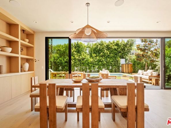 636 N Laurel Avenue, Los Angeles CA 90048