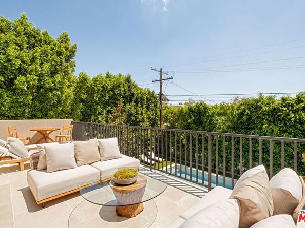 636 N Laurel Avenue, Los Angeles CA 90048