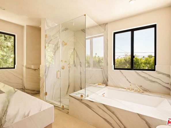 636 N Laurel Avenue, Los Angeles CA 90048