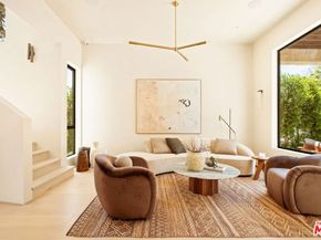 636 N Laurel Avenue, Los Angeles CA 90048