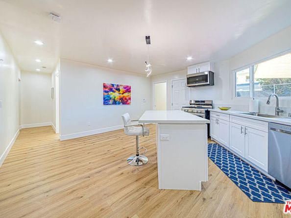 5633 La Mirada Avenue, Los Angeles CA 90038