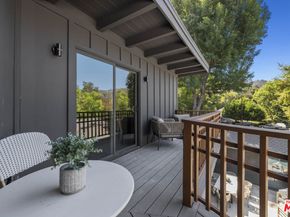 11747 Canton Place, Studio City CA 91604