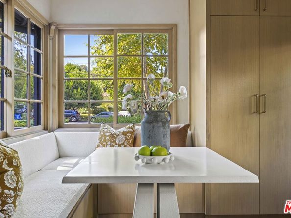 11747 Canton Place, Studio City CA 91604