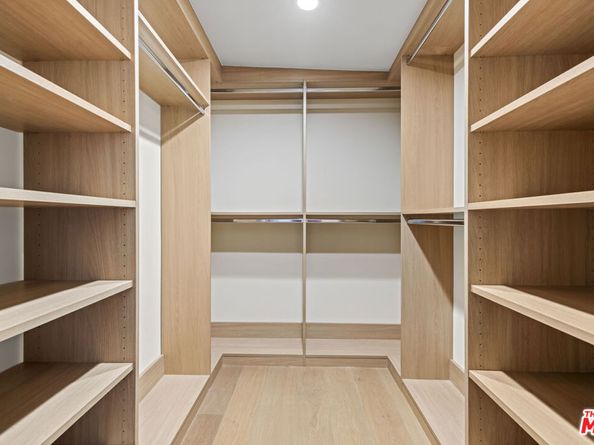 11747 Canton Place, Studio City CA 91604