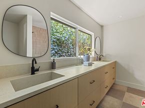 11747 Canton Place, Studio City CA 91604