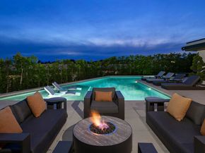 10865 Savona Road, Los Angeles CA 90077