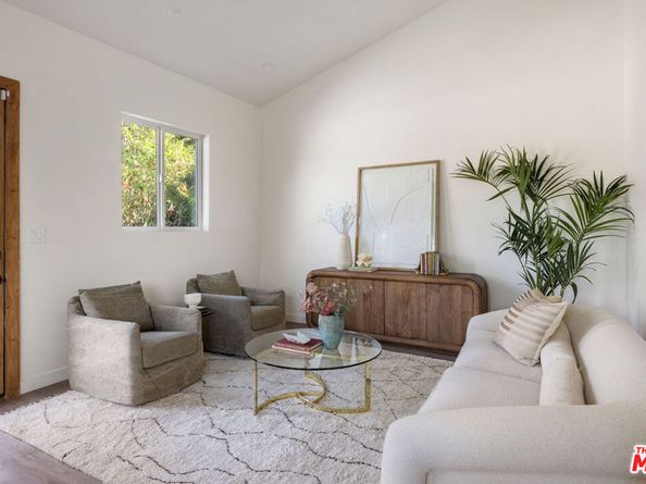 2412 Reservoir Street, Los Angeles CA 90026