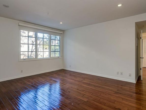 10555 ASHTON Avenue 201, Los Angeles CA 90024