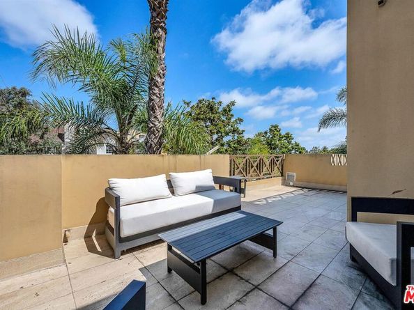 10555 ASHTON Avenue 201, Los Angeles CA 90024