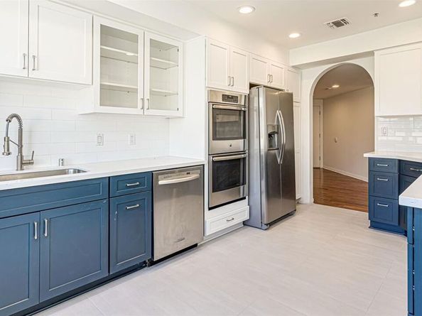 10555 ASHTON Avenue 201, Los Angeles CA 90024