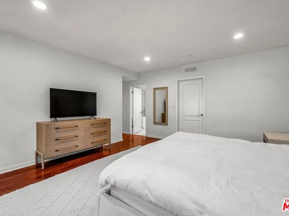 10555 ASHTON Avenue 201, Los Angeles CA 90024