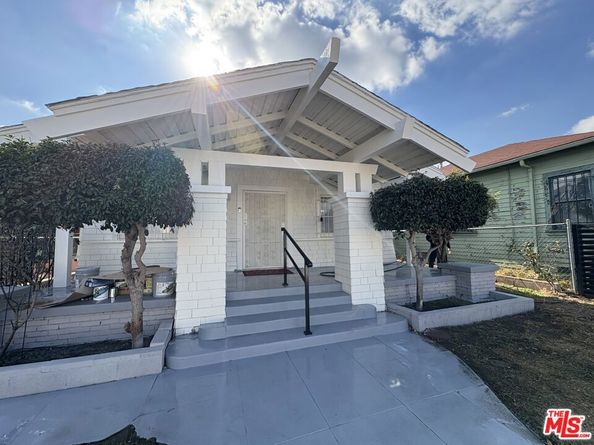 2526 W 21st Street, Los Angeles CA 90018