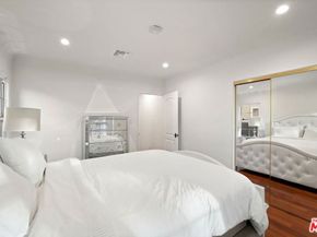 5324 Irvine Avenue, Valley Village CA 91601