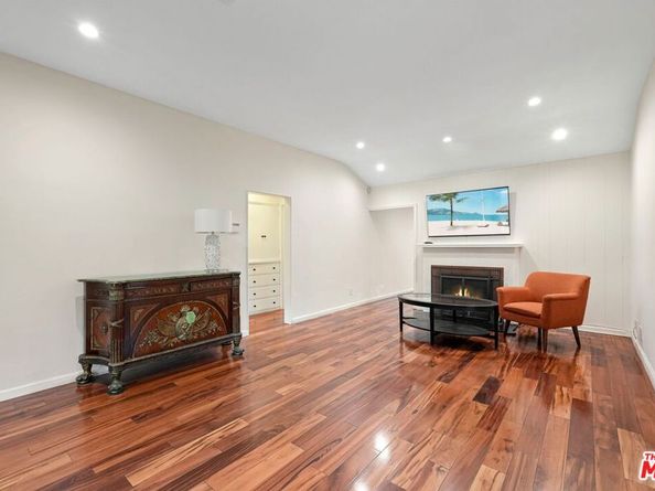 5324 Irvine Avenue, Valley Village CA 91601