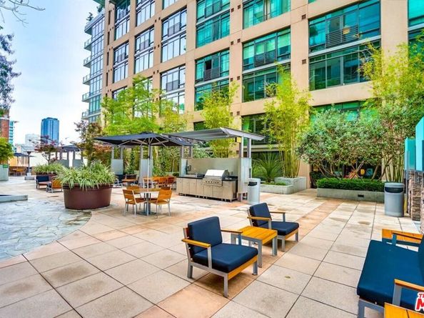 1111 S Grand Avenue 1111, Los Angeles CA 90015