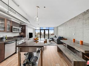 1111 S Grand Avenue 1111, Los Angeles CA 90015