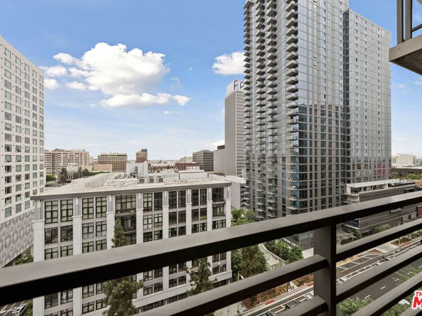 1111 S Grand Avenue 1111, Los Angeles CA 90015