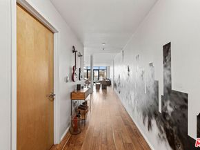 1111 S Grand Avenue 1111, Los Angeles CA 90015