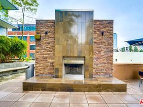 1111 S Grand Avenue 1111, Los Angeles CA 90015