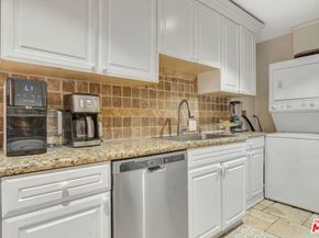 4610 Densmore Avenue 105, Encino CA 91436