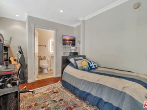 4610 Densmore Avenue 105, Encino CA 91436