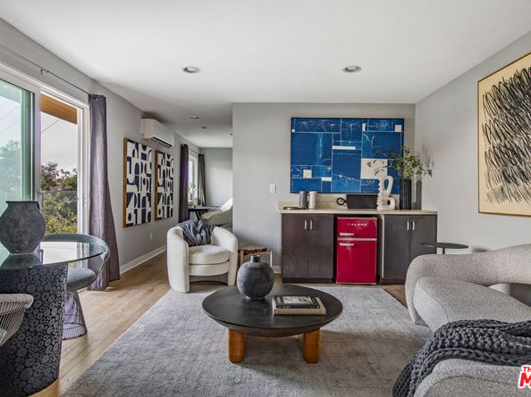 8638 Hollywood Boulevard, Los Angeles CA 90069