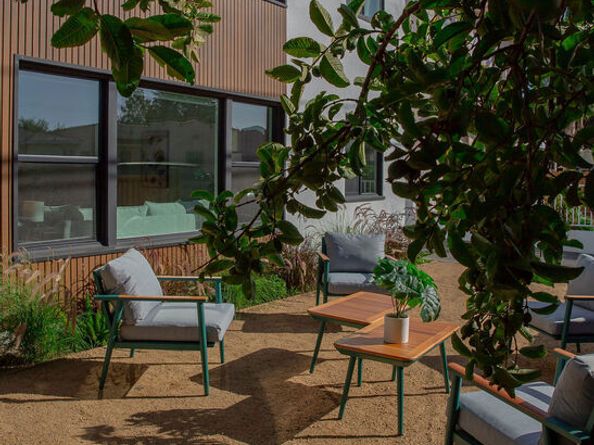 2046 1/2 S Burnside Avenue, Los Angeles CA 90016