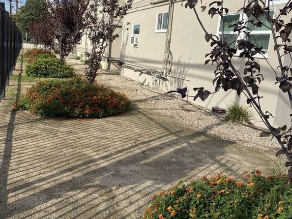 11903 Vanowen Street, North Hollywood CA 91605