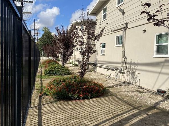 11903 Vanowen Street, North Hollywood CA 91605