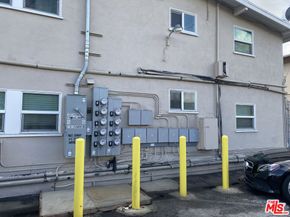 11903 Vanowen Street, North Hollywood CA 91605