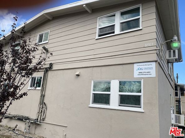 11903 Vanowen Street, North Hollywood CA 91605