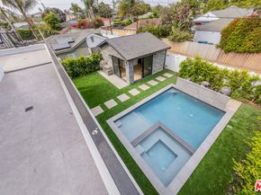 3932 Glencoe Avenue, Venice CA 90291