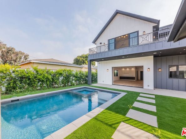 3932 Glencoe Avenue, Venice CA 90291