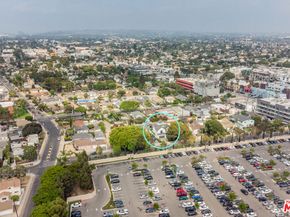 3932 Glencoe Avenue, Venice CA 90291